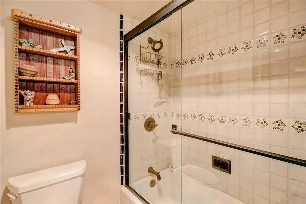 Plaza Splendor - Three Bedroom Home