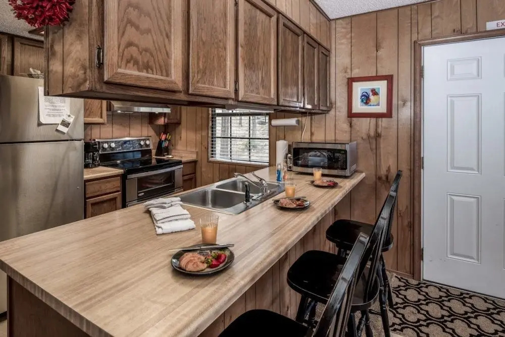 Chalmers - Three Bedroom Cabin