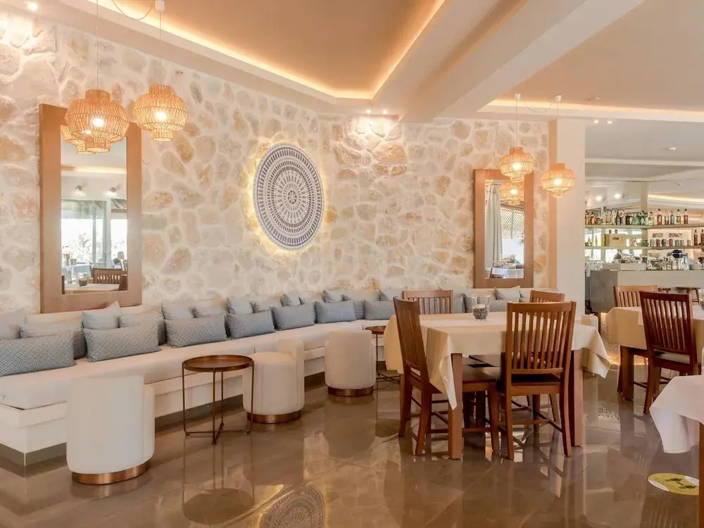 Duplex Gerakini Apartment With Pool
