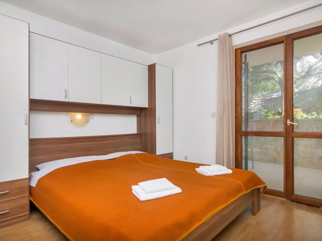 Apartment Cico Hvar/Pokrivenik 26943