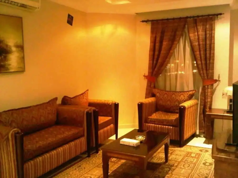 Al Muhaidb Residence PALASTINE - Economic