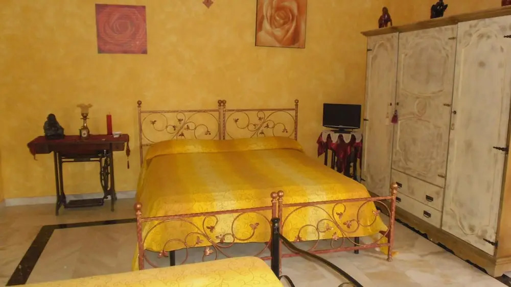 B&B Moonaurora