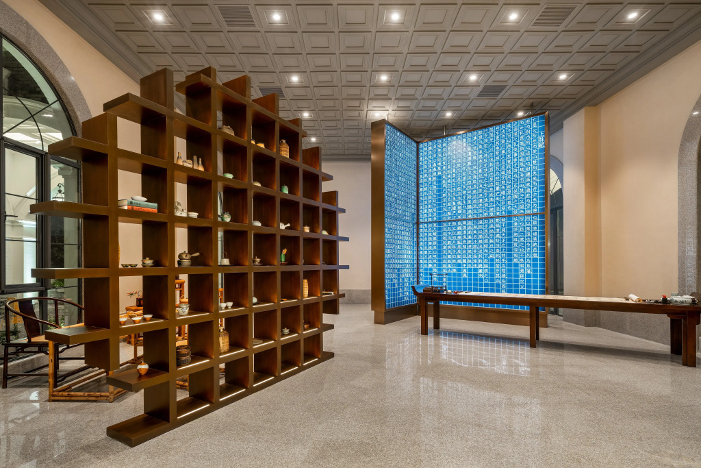 Hotel Indigo Heilong Lake by IHG