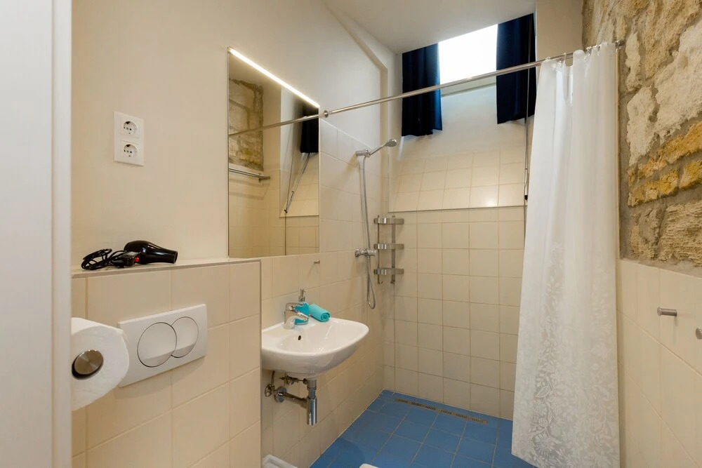 Dice Apartments