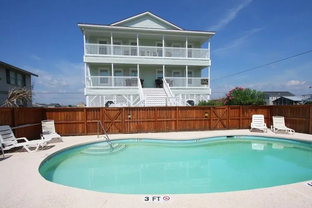 Atlantic Breeze C by RedAwning
