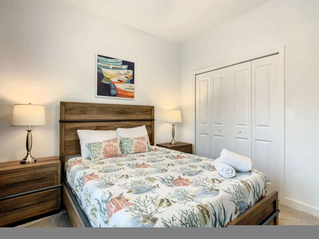 Themed Delight 5 Bed Champions Gate Home