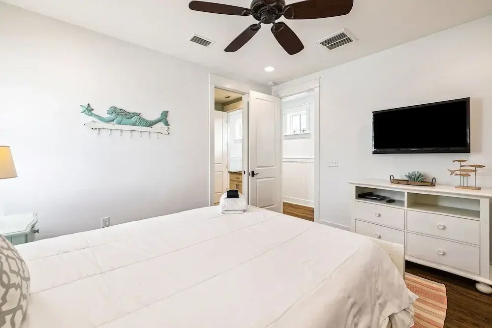 'seas The Day' In Watercolor Beach 5 Bdrm/slps 10 Steps To Dragonfly Pool! 5 Bedroom Home by RedAwning