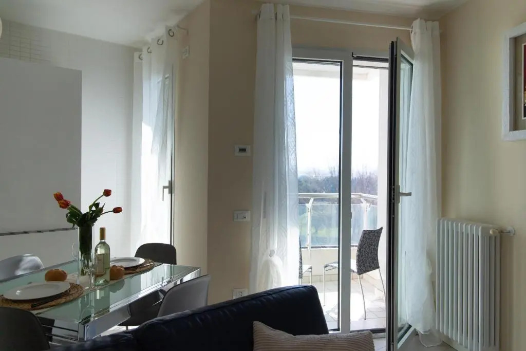 Sarni Home & City Bike a Pesaro CentroMare by Yohome
