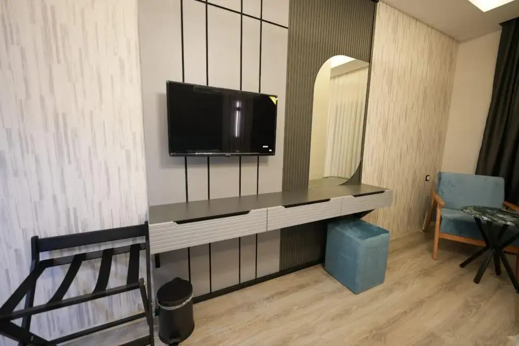 Milena Otel
