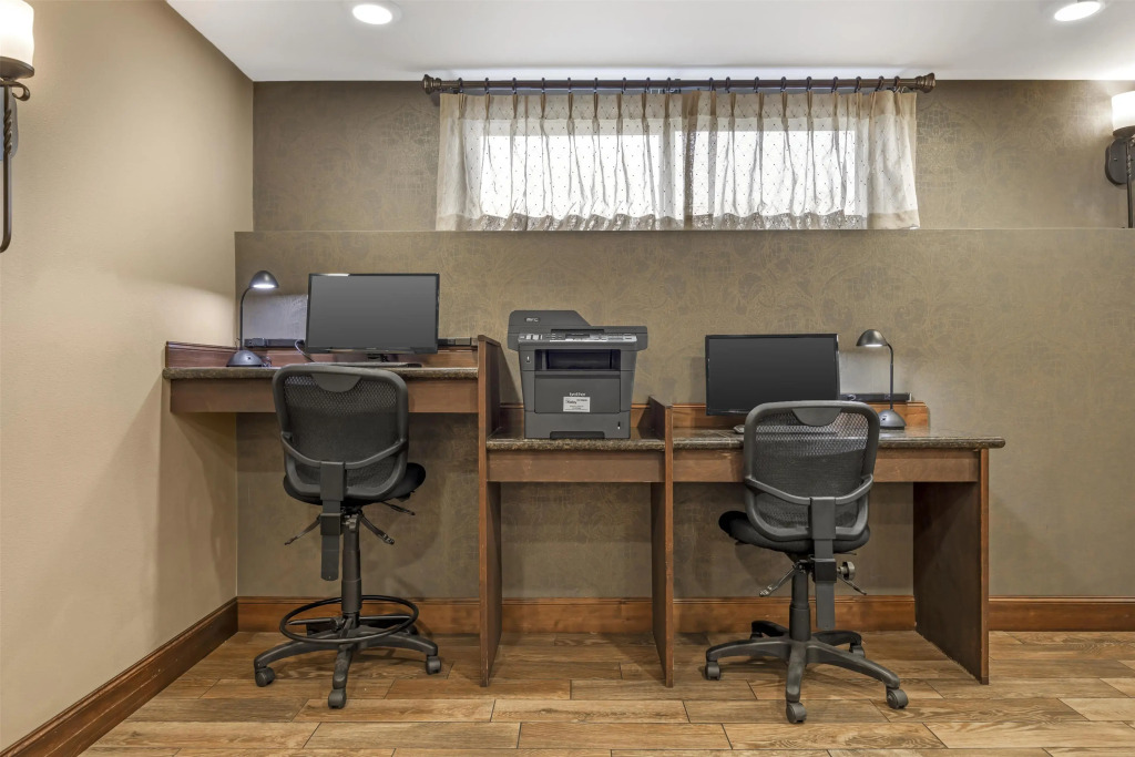 Best Western Plus Vintage Valley Inn