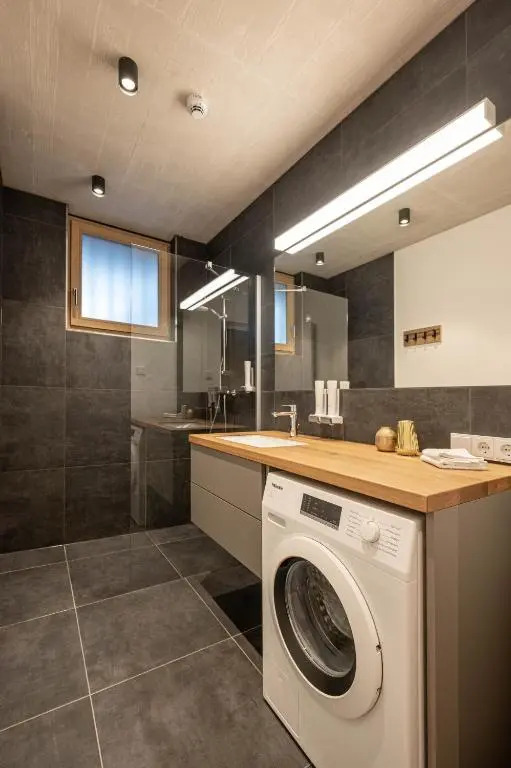 GRIMMINGlofts Top 7