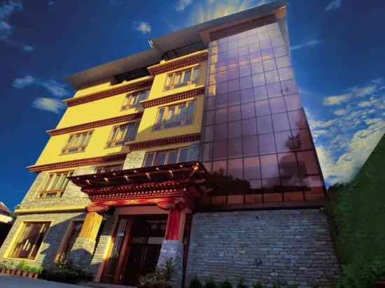 Hotel Tarayana Grand