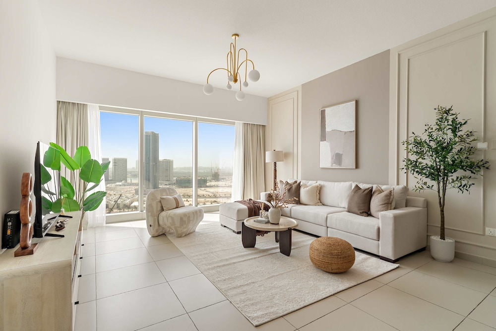 Silkhaus Premier 2BR Apartment Nearby Reem Park