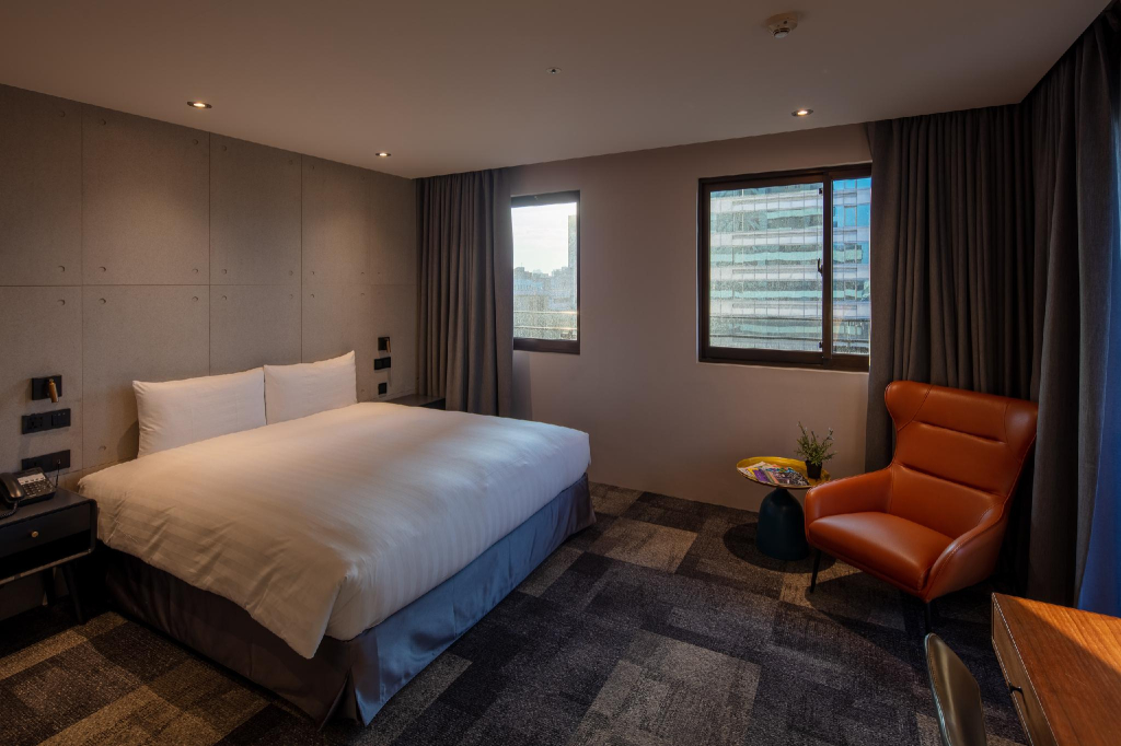 Roaders Plus Hotel Theme