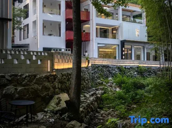 Yeshizi Shanye Suxi Family Vacation Homestay (Moon Bay Scenic Area)