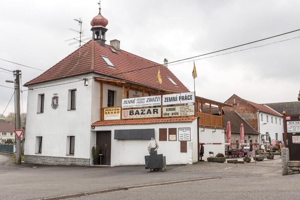 Bedrč Penzion a Apartma