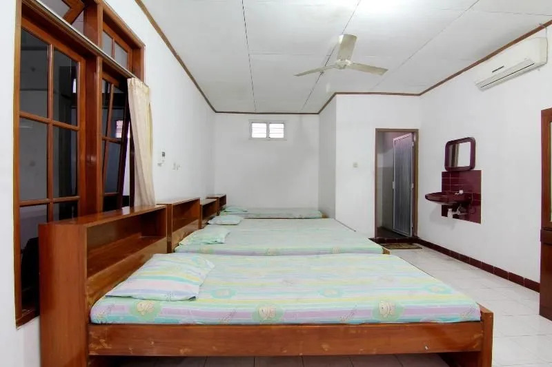 Mas Gun Homestay by ZUZU