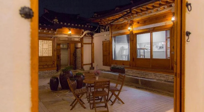 Stay 256 Hanok Guesthouse