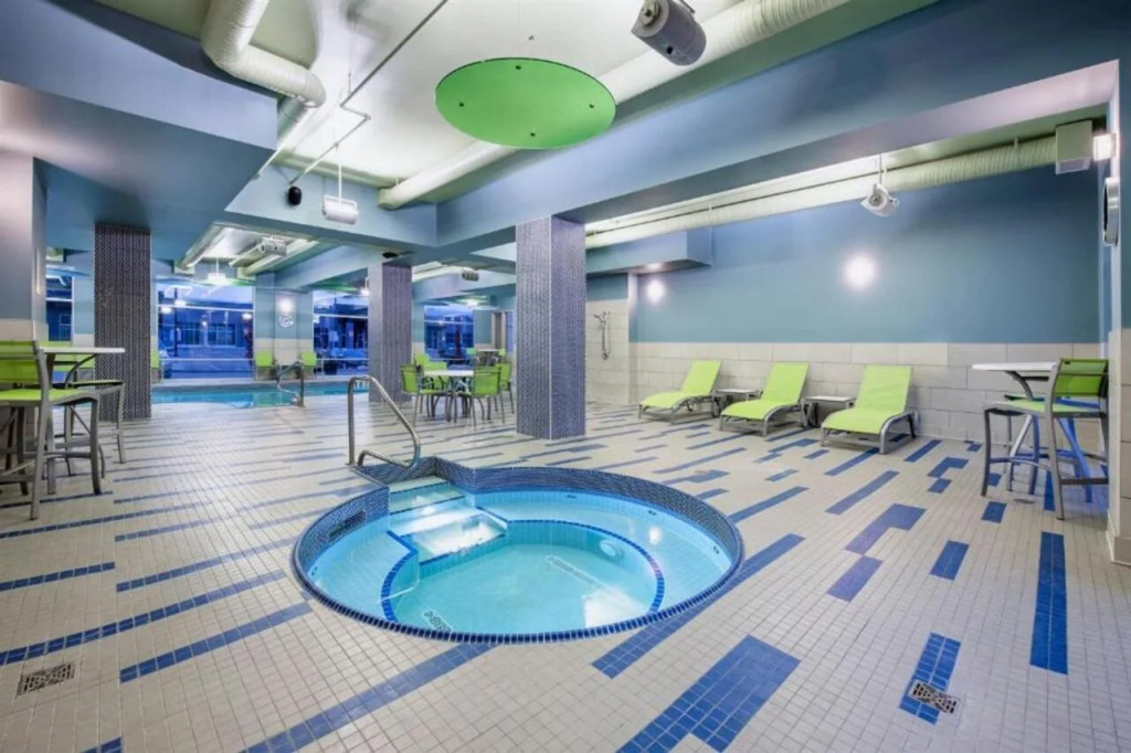 Holiday Inn Express & Suites Kelowna - East by IHG