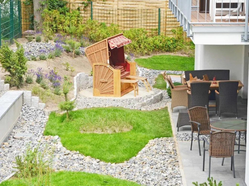 strandnahe FeWo mit 2 Schlafzimmern und Terrasse, Residenz Margarete, Binz