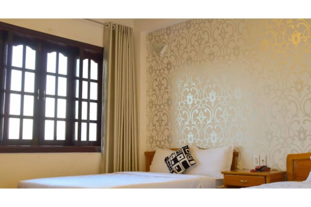 Kim Long Hotel