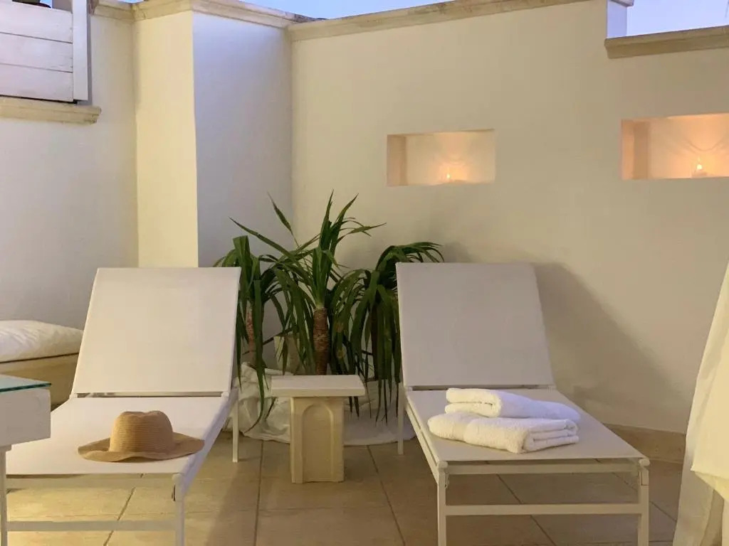 Sea Suites