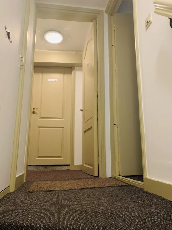 Amsterdam Central Guest House