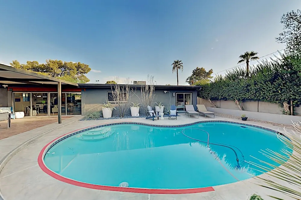 Parkcrest W/ Pool & Firepit - Near Old Town! 4 Bedroom Home