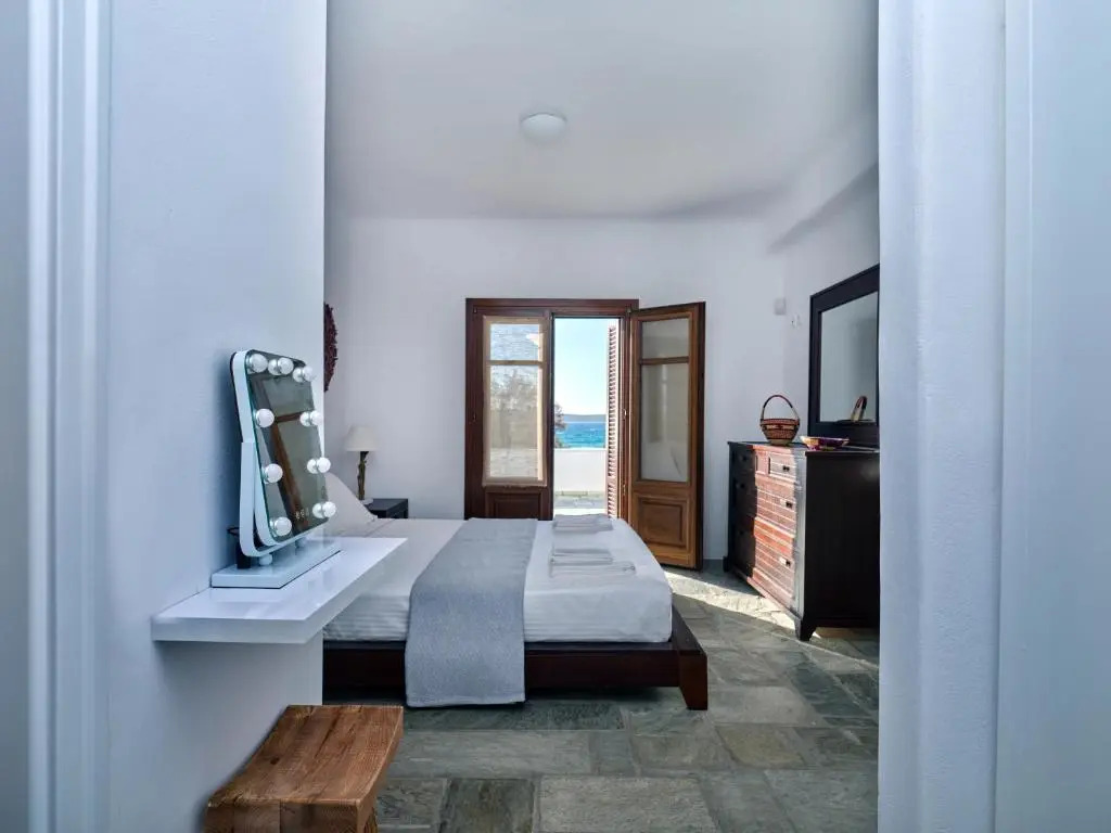 Golden Beach Hotel