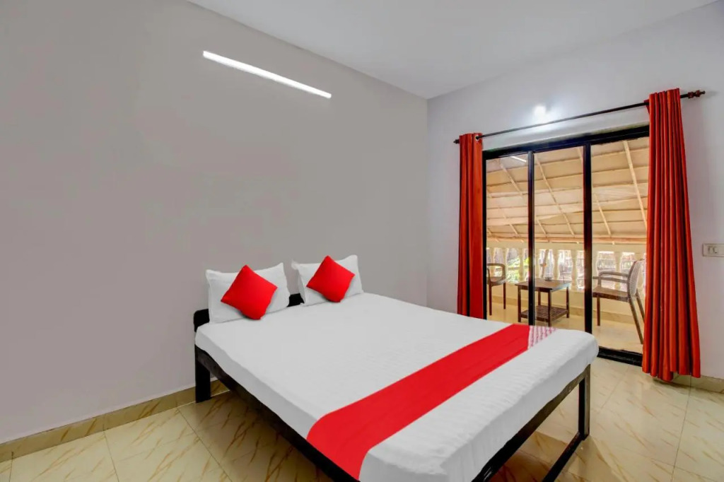 OYO Flagship 80682 Hotel K S Inn Small Town