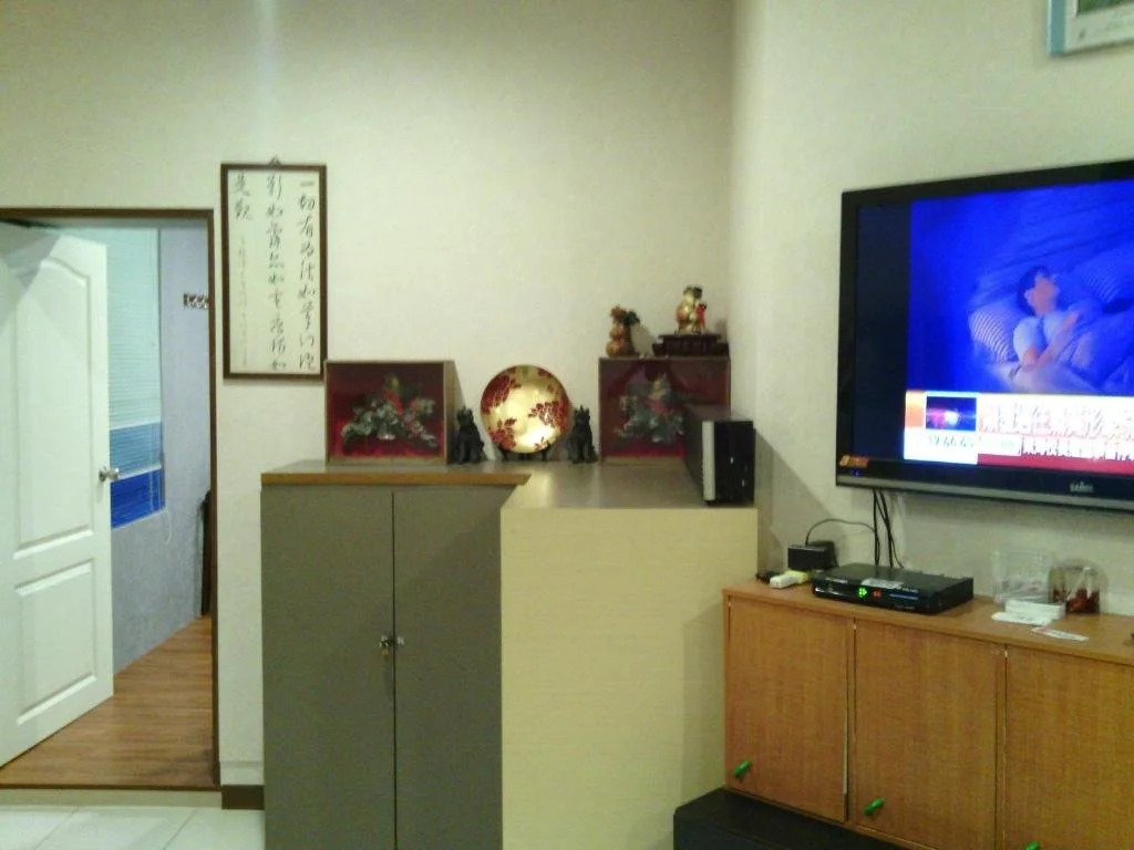 Lev 77 Hostel