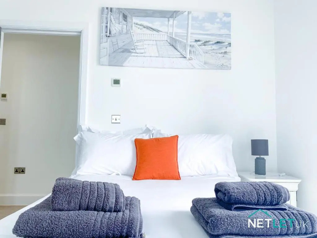 Waterstone House Penthouse Apartment