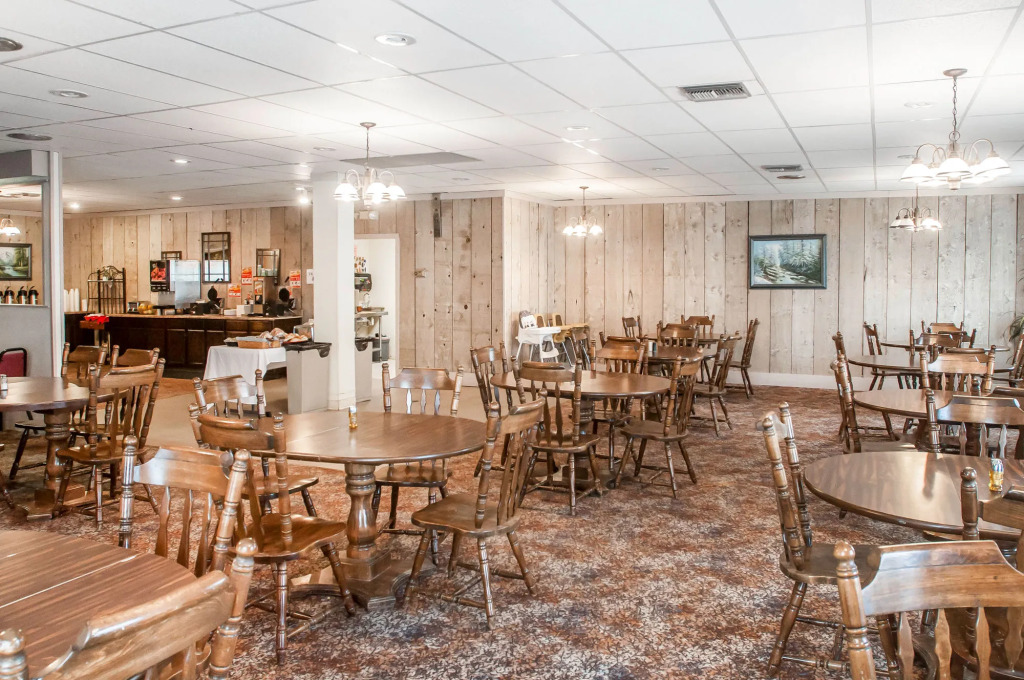 Expedition Lodge Estes Park at Rocky Mtn National Park