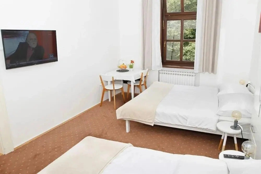 Boutique Guest House EMPL 74
