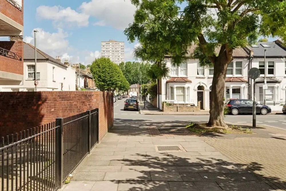 Stunning 1 Bedroom Apartment in Battersea