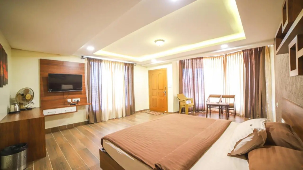 Aira Residency Kothagiri by Lexstays