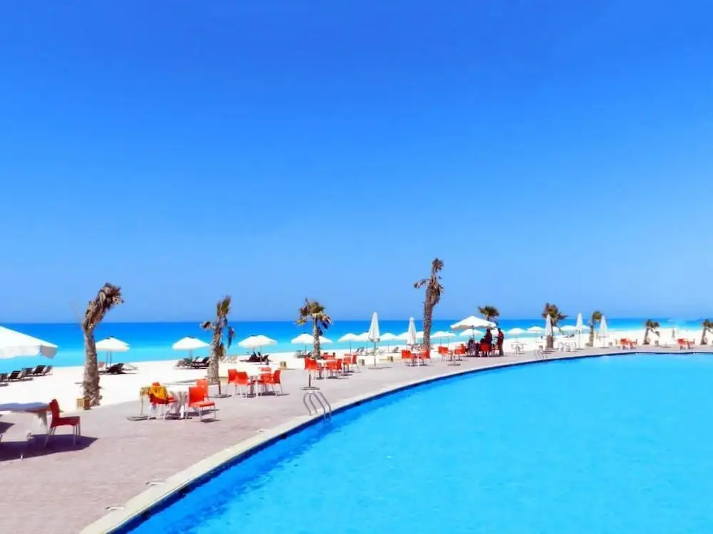 luxury pool View 2 bed chalet Golf porto Alamein شاليه فندقي جولف بورتو العلمين