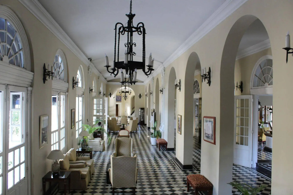 Hotel El Prado
