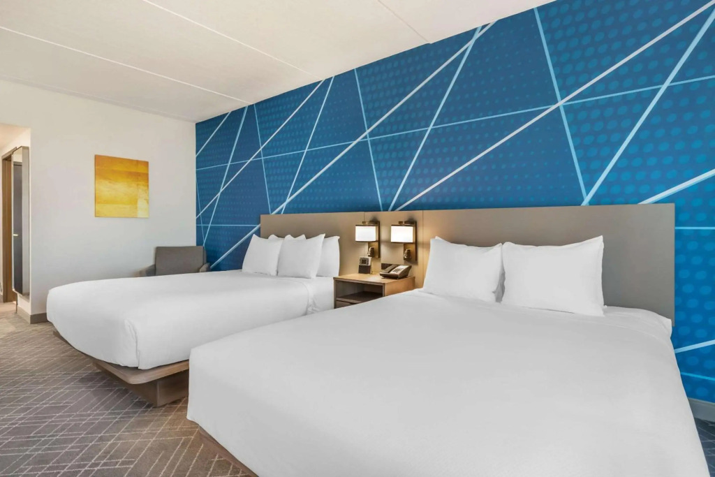Comfort Inn & Suites Frisco East - McKinney