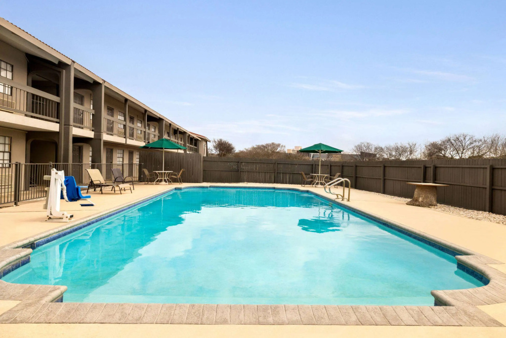 La Quinta Inn by Wyndham San Antonio Lackland