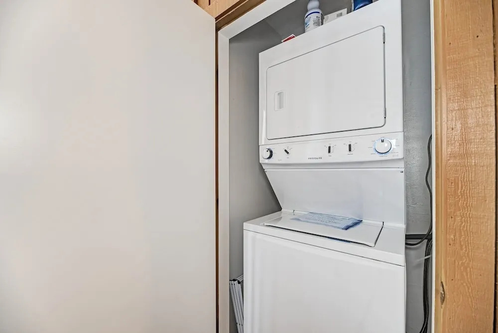 Midnight Cove Ii 127f - Updated Beach ! 2 Bedroom Condo