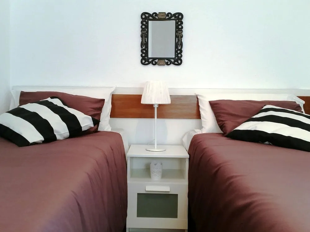 Acosta El Medano 2 Bedrooms 2 mins beach