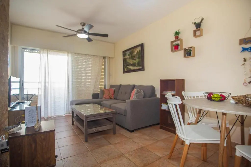Central, by sea, seaview, renovated 1 bedroom flat