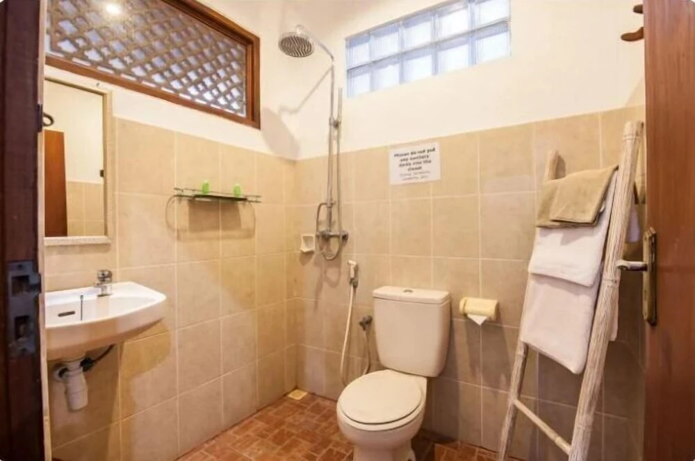 SMV- 2BedGRDN - V6 · 2BR Garden Villa Walk to shops and Beach Legian