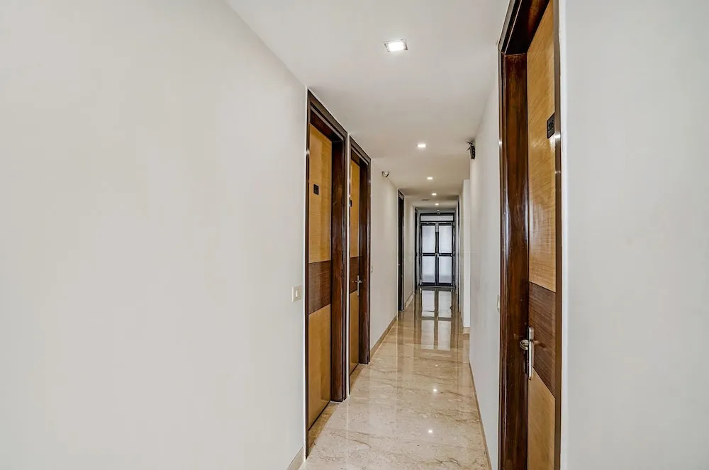 Townhouse Relax Suits A Boutique Hotel Vasundhara
