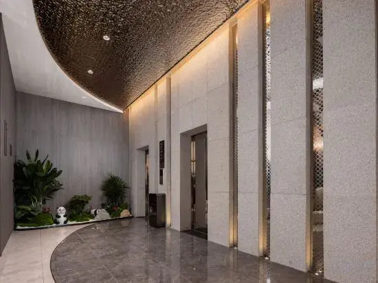 Palace Hotels(ChengDu Polar Ocean Park He Yue Plaza)