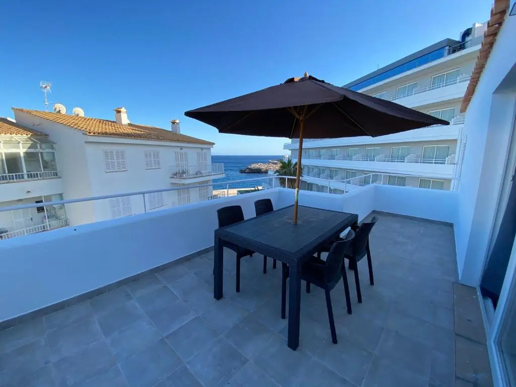 Apartamentos Marivent by MHR