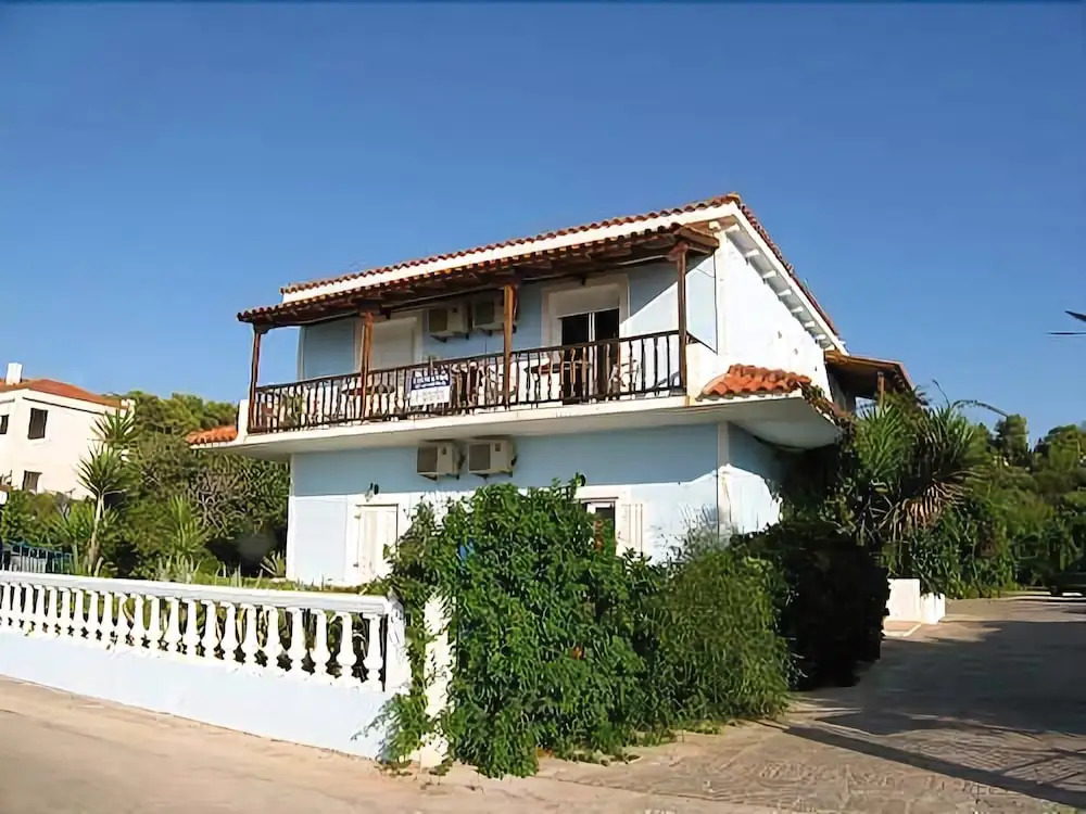 Thomatos Beach Apartments Fanari