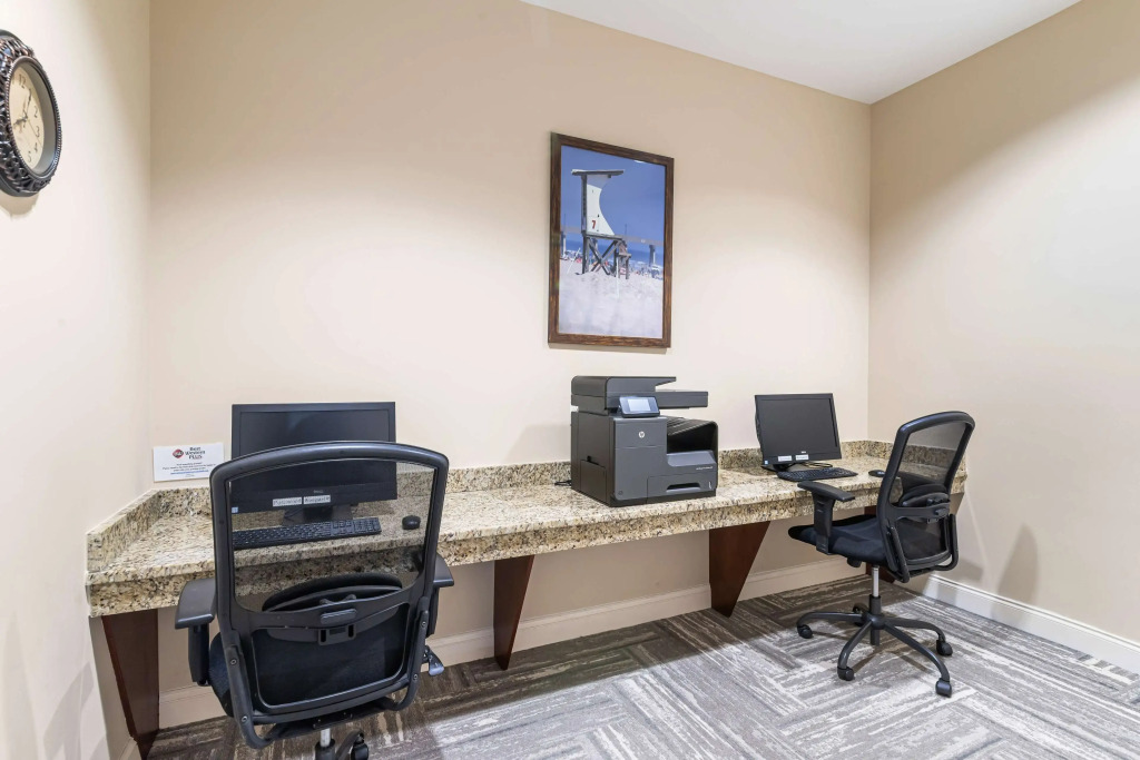 Best Western PLUS Westgate Inn and Suites