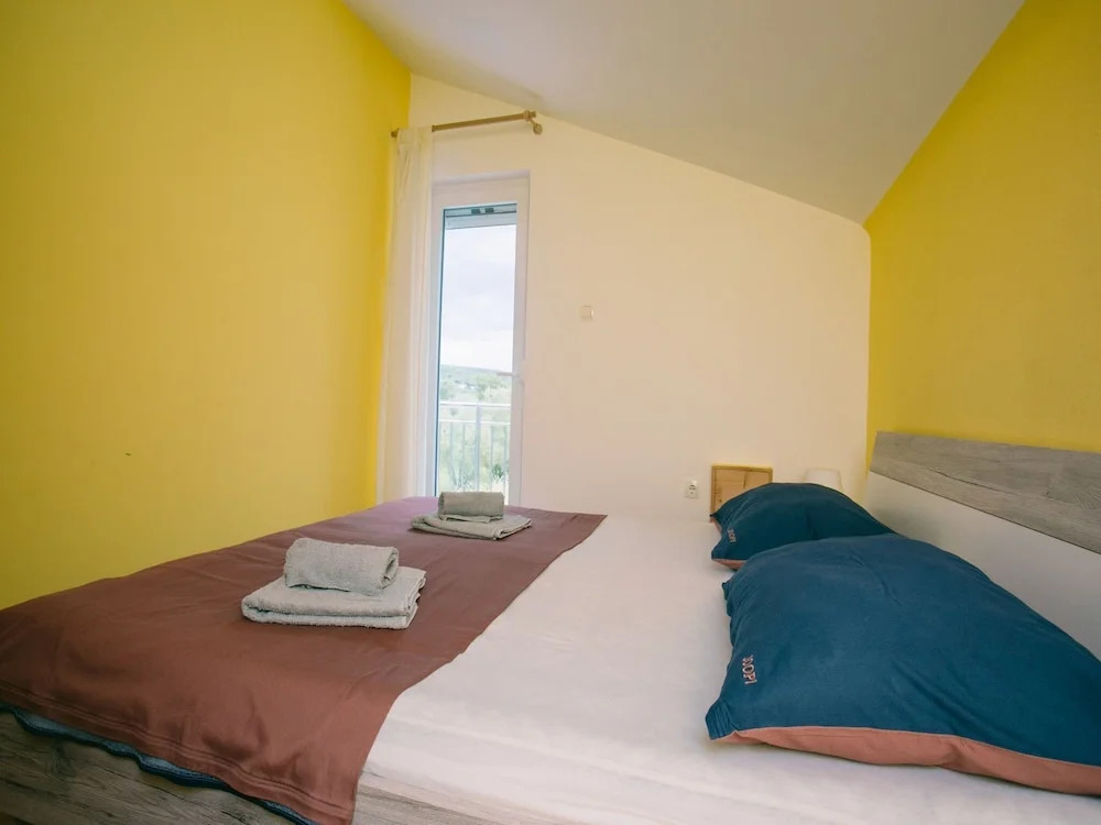 Modern Holiday Home in a Quiet Area, Private Pool, Lovely Roofed Terrace, BBQ